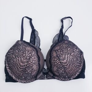 Victoria's Secret Lace Bombshell Bra New With Tags